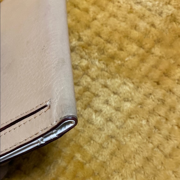 Kate Spade Beige snap closure Wallet - Picture 5 of 8
